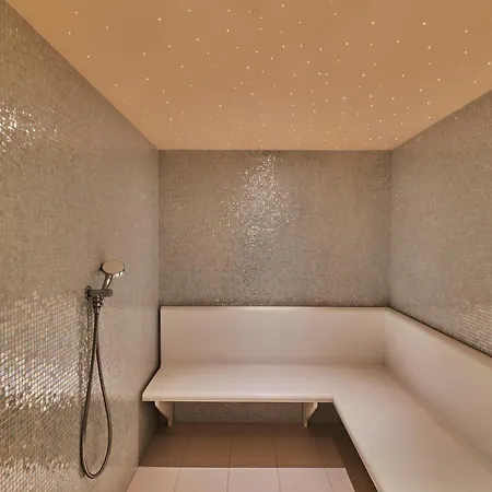 Hotel Barrière 5*