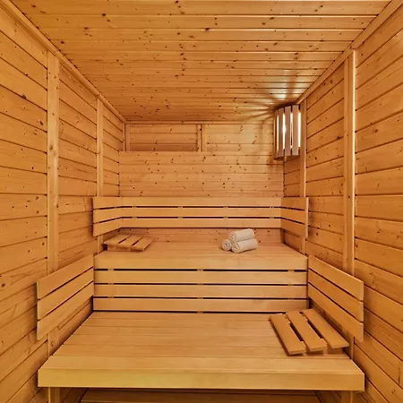 Szálloda Barriere 5*