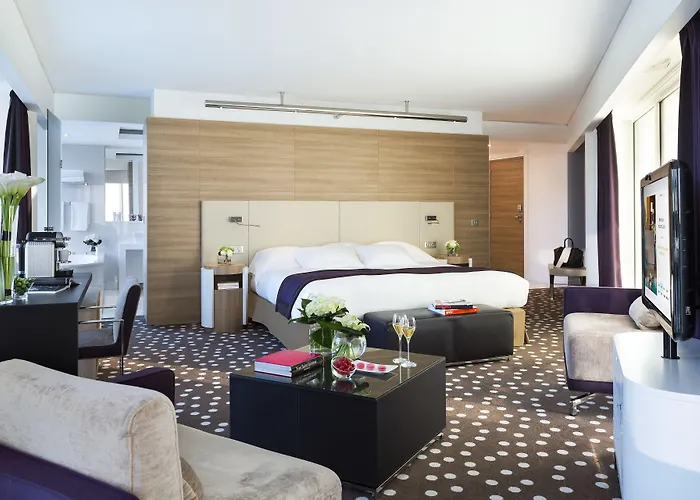 מלון Barriere 5*