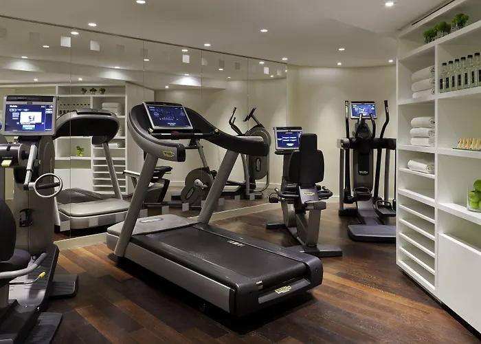 מלון Barriere 5*