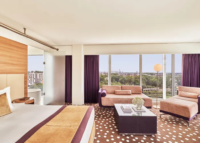 מלון Barriere ליל