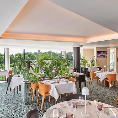 Hotel Barriere Lila